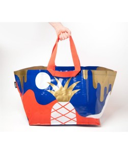 The hot pina large tote